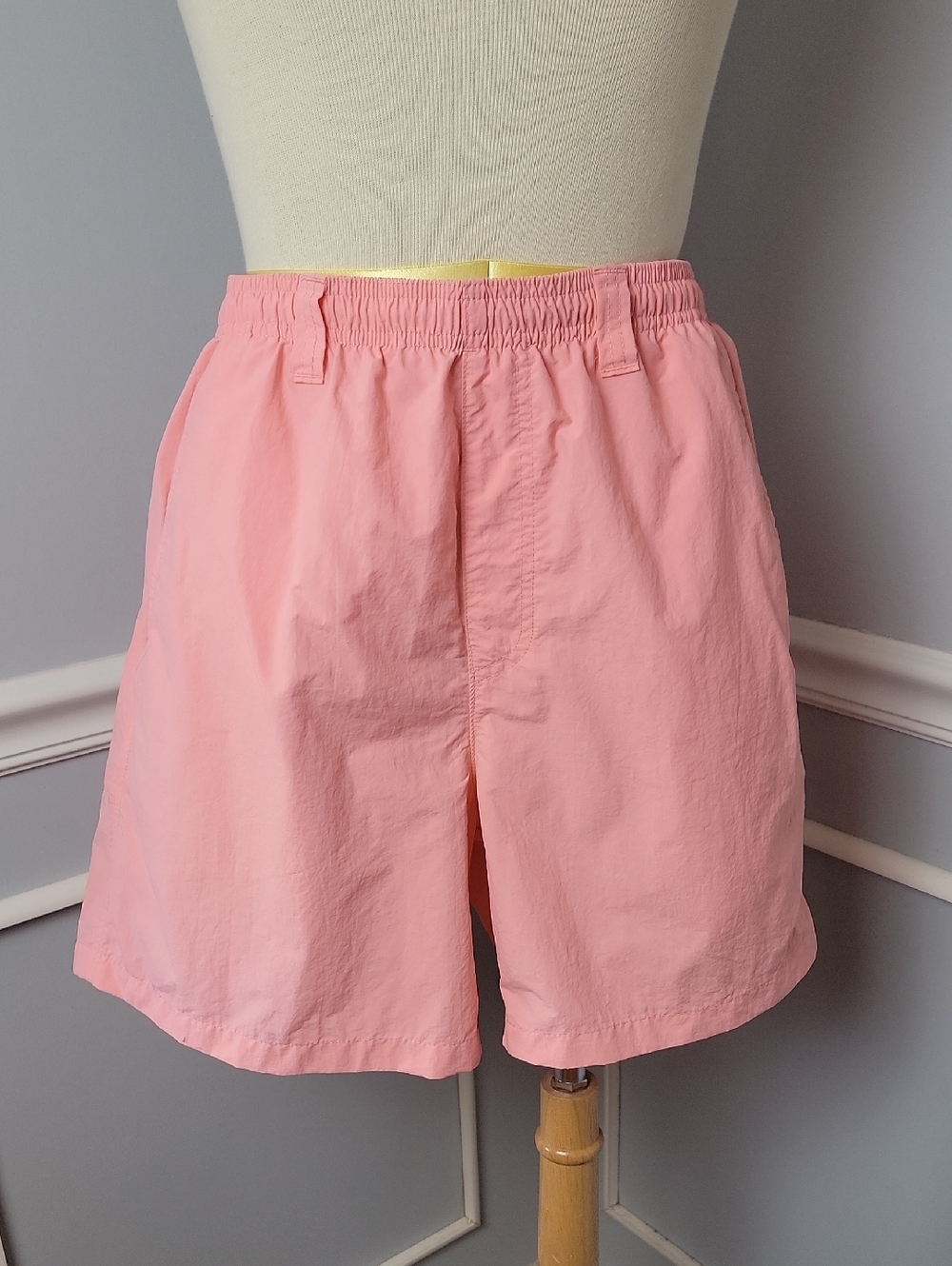 COLUMBIA Performance Fishing Gear PFG Peach Pink Fishing Beach Pool Swim Trunk M